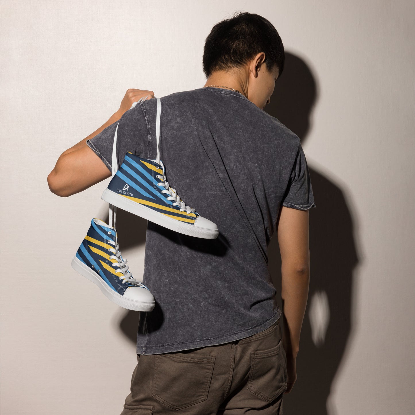 Sapatos masculinos de lona de cano alto iAmputee Streetwear