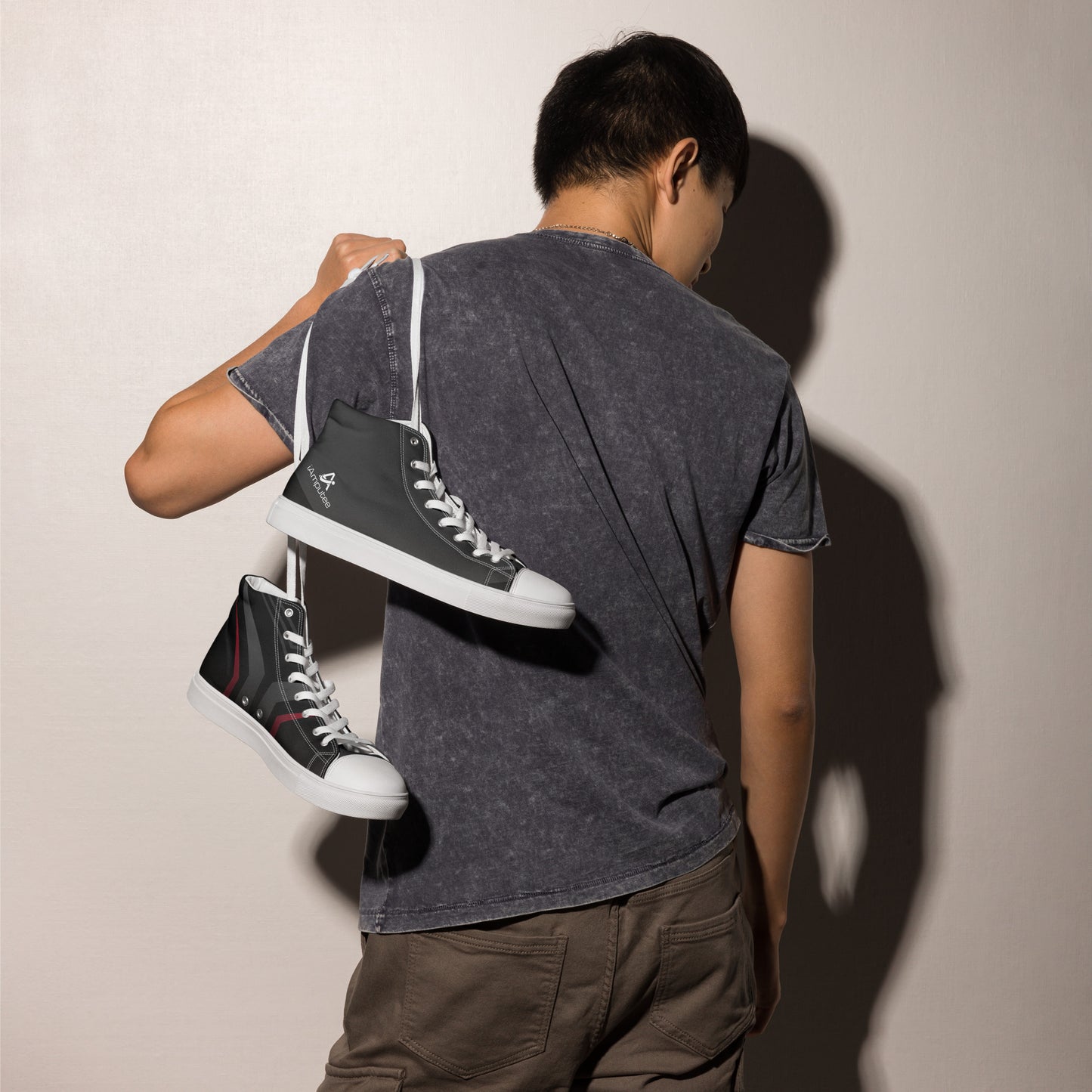 iAmputee Men’s high top canvas shoes